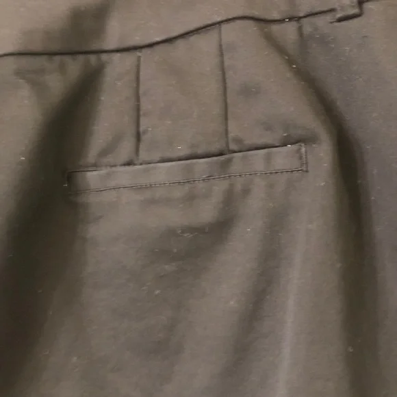 24W DOCKERS CROP PANTS - Picture 8 of 10